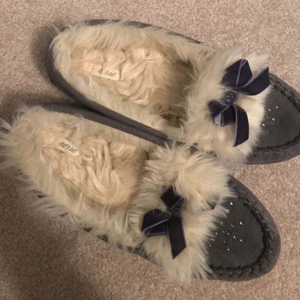 Aerie Gray Moccasins
